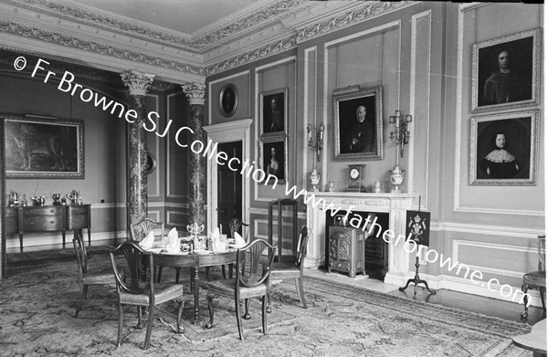 FOTA HOUSE  DINING ROOM